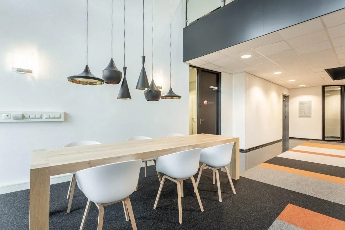 Synderella Best, Coworking space, Best