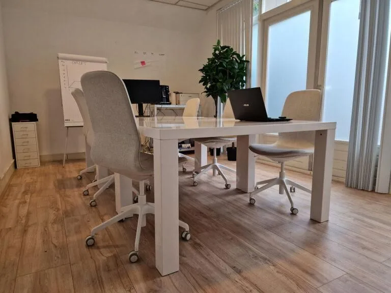 Taki Taki, Vergaderruimte voor 5 personen, Amsterdam