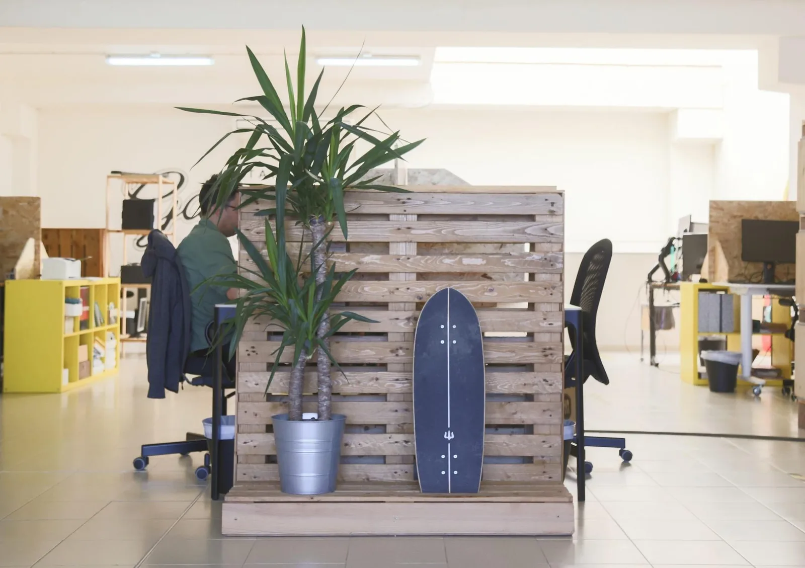 Tarifa Garage, Open-plan office, Tarifa