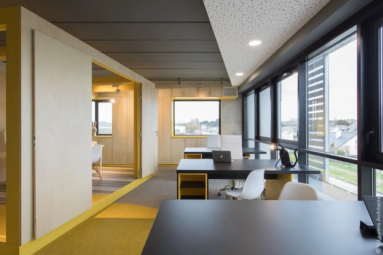 Le Tarmac, Open-plan office, Saint-Malo