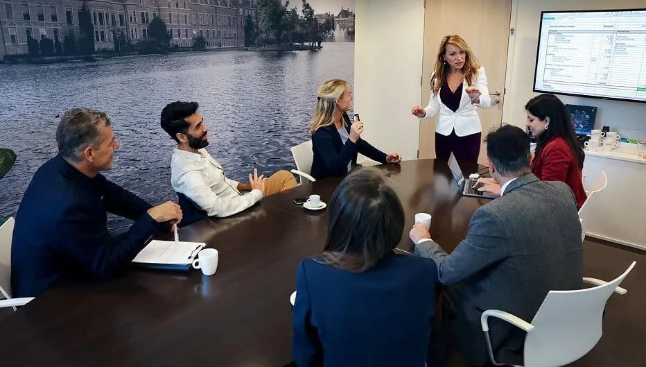 Tauro The Hague Koninginnegracht, Vergaderruimte voor 6 personen, Den Haag