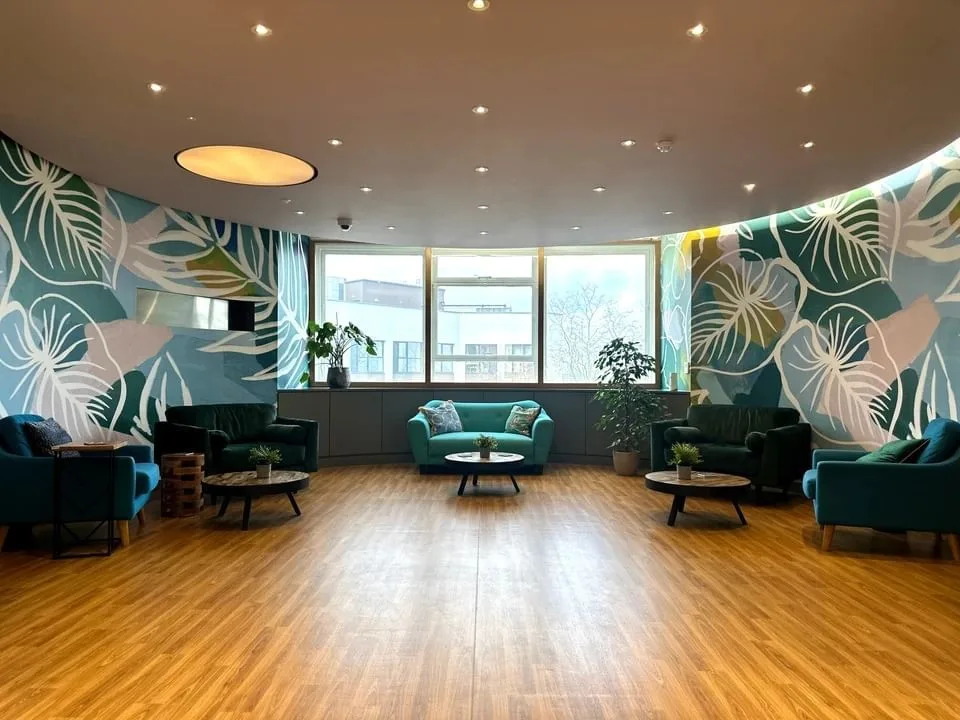 TBXH@, Lounge, Croydon