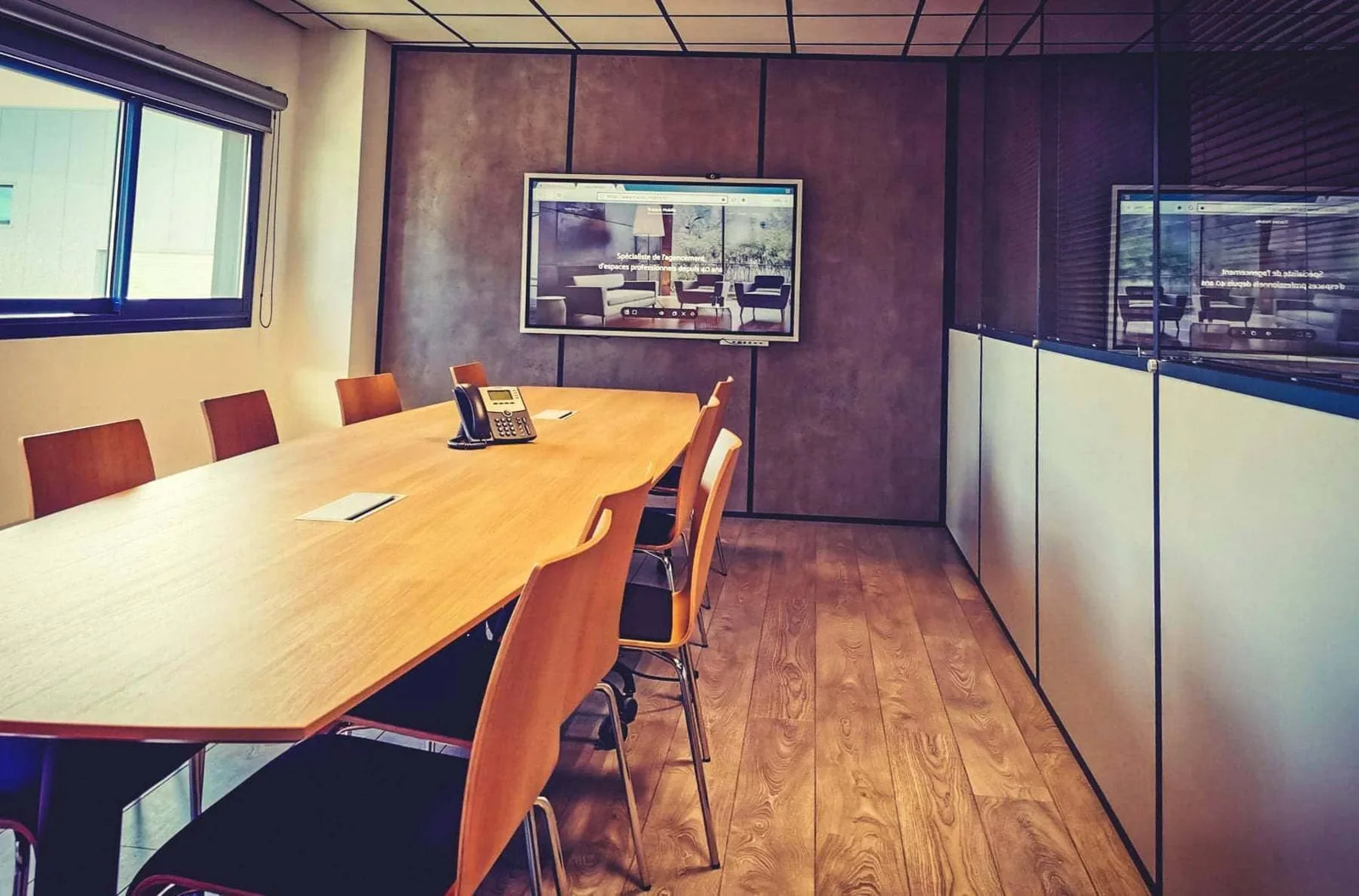 ThePlace2Be, Meeting room for 8 people, Biguglia
