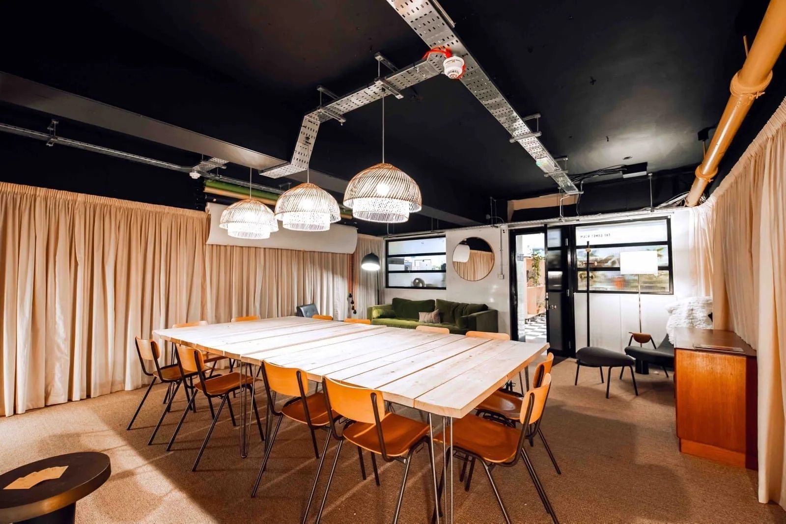 THIS Workspace, Meeting room for 12 people, Bournemouth