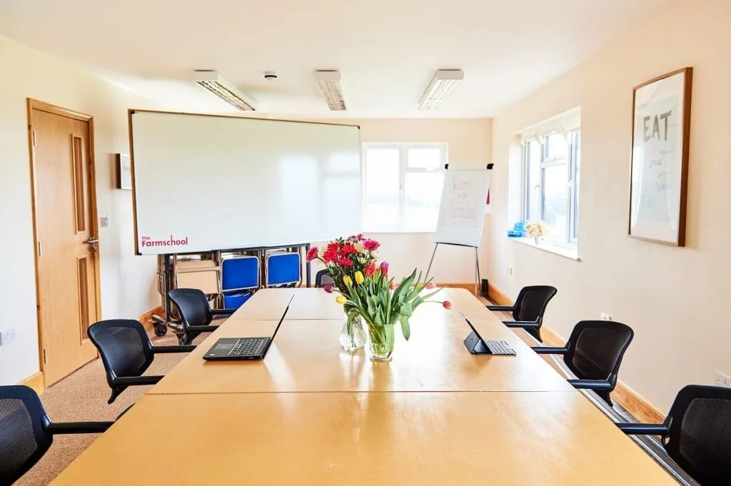 Thrales End Farm & Business Centre, Meeting room for 6 people, Harpenden