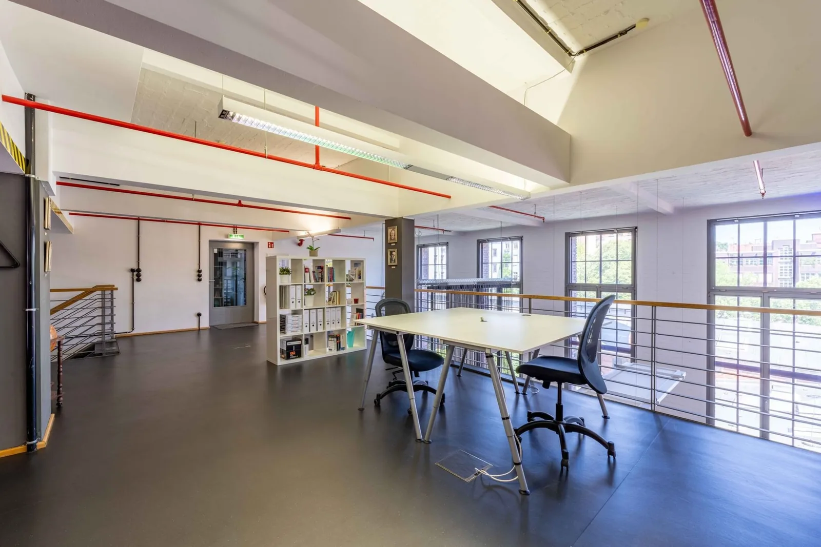 Thunderbolt Collective, Open-plan office, Berlin