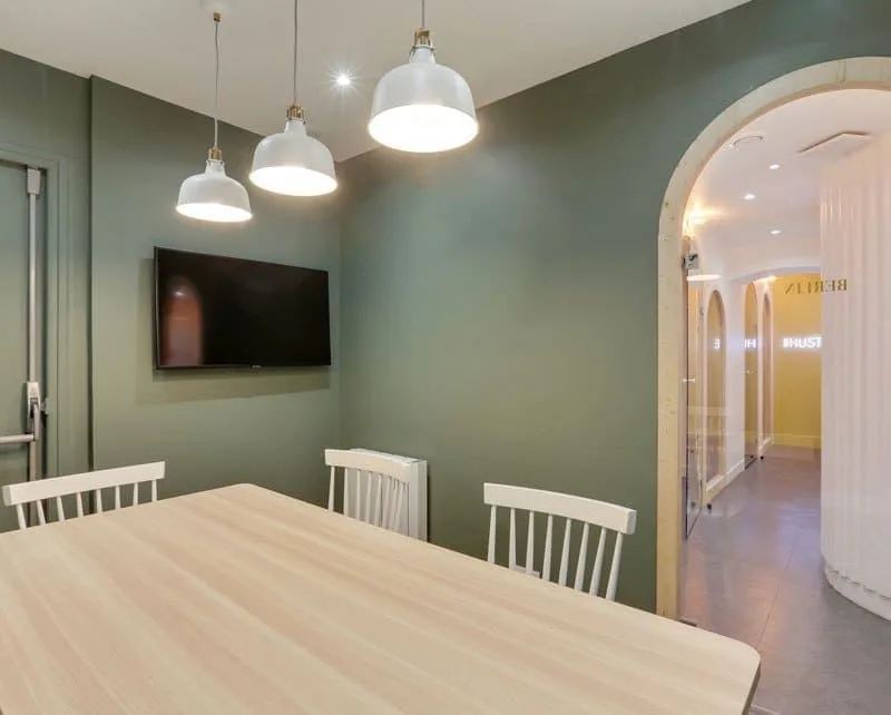 Timees Café, Meeting room for 3 people, Paris 8e