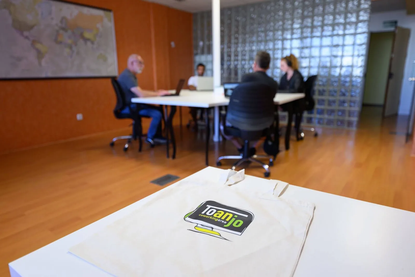 Toanjo Coworking, Sala de reuniones para 4 personas, Las Palmas de Gran Canaria
