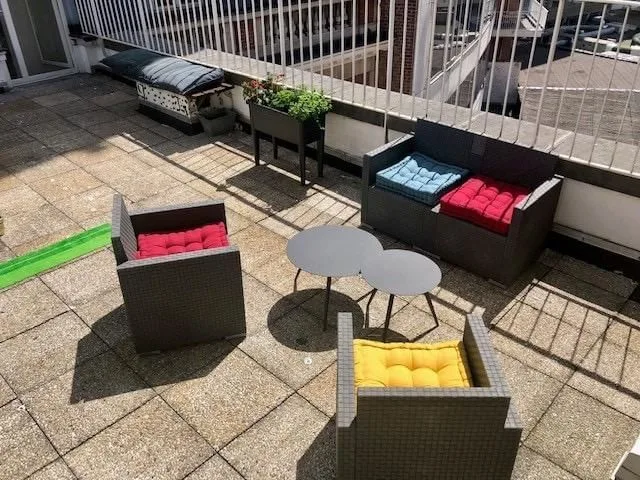 TOPOS Louise, Terras en buitenruimte, Brussel