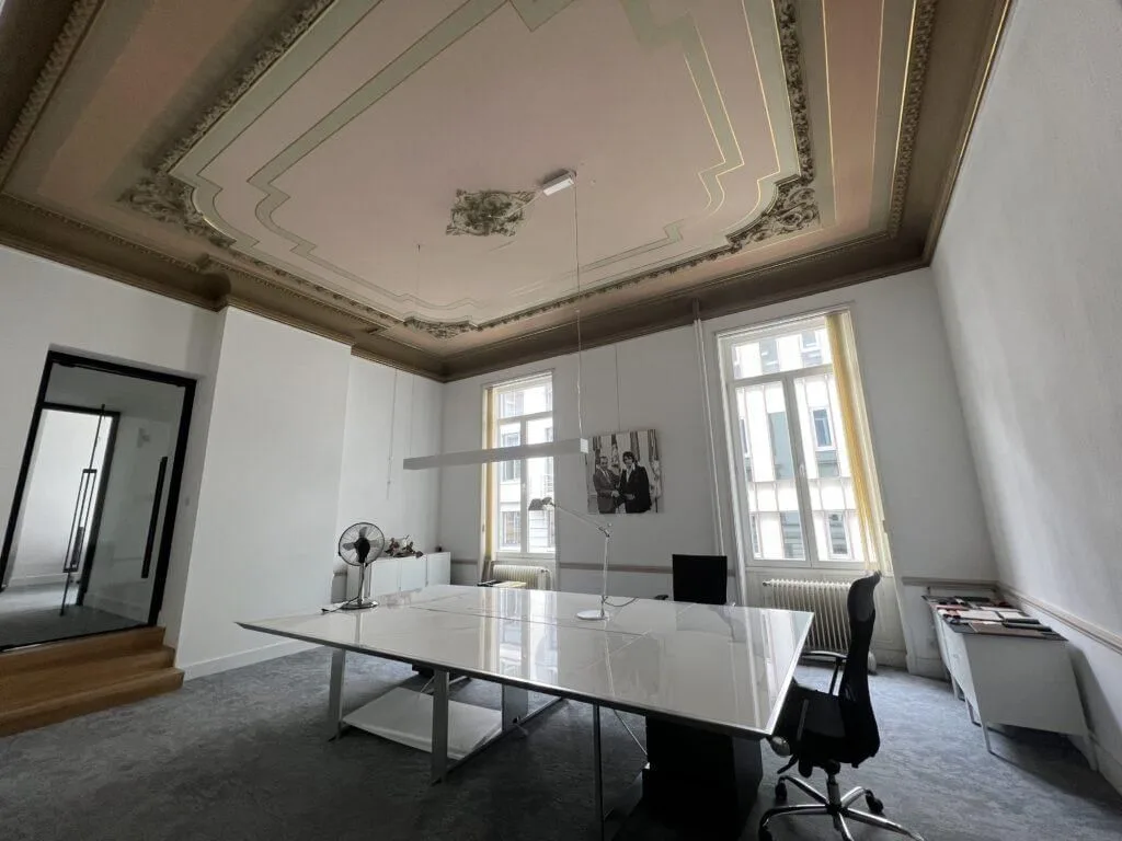 TOPOS Parlement, Privékantoor met 3 werkplekken, Saint-Josse-ten-Noode