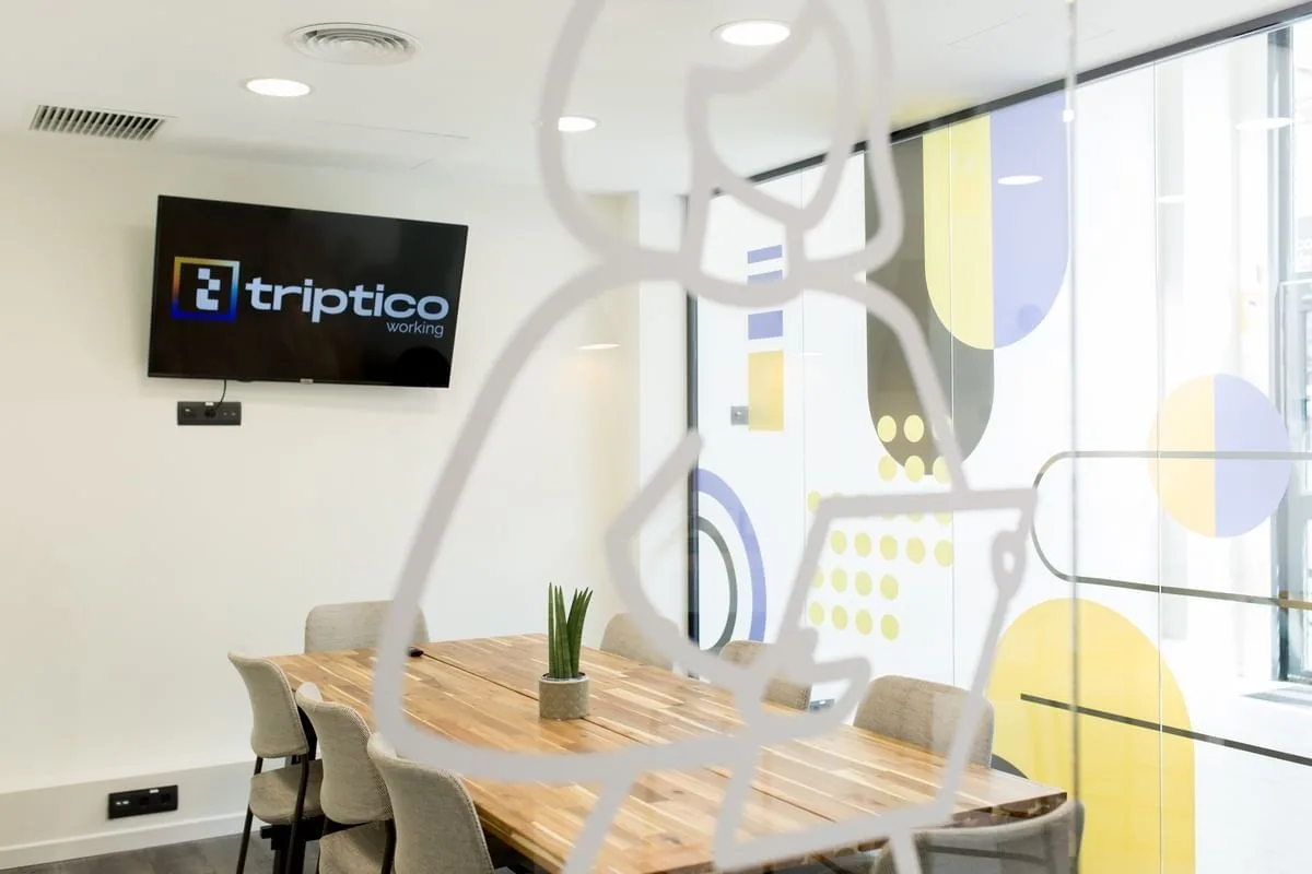 Tríptico, Sala de reuniones para 6 personas, Las Rozas de Madrid