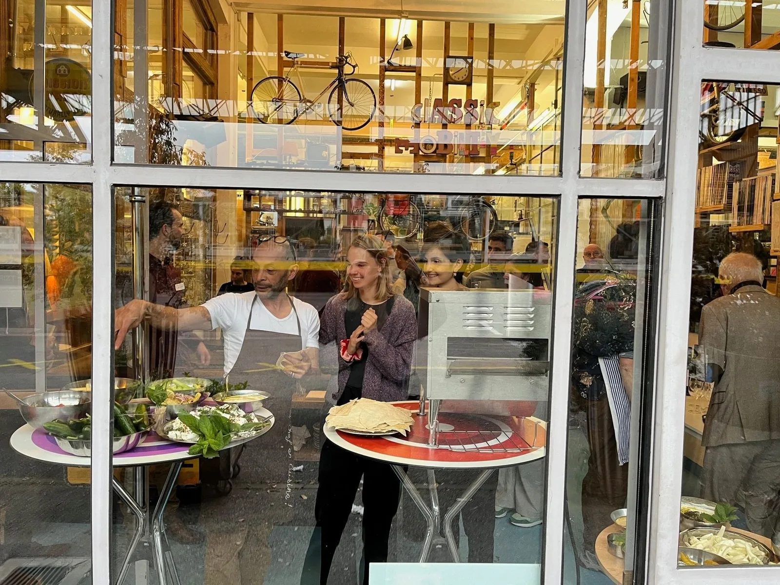 Tsiferblat Lausanne, Caffetteria, Losanna
