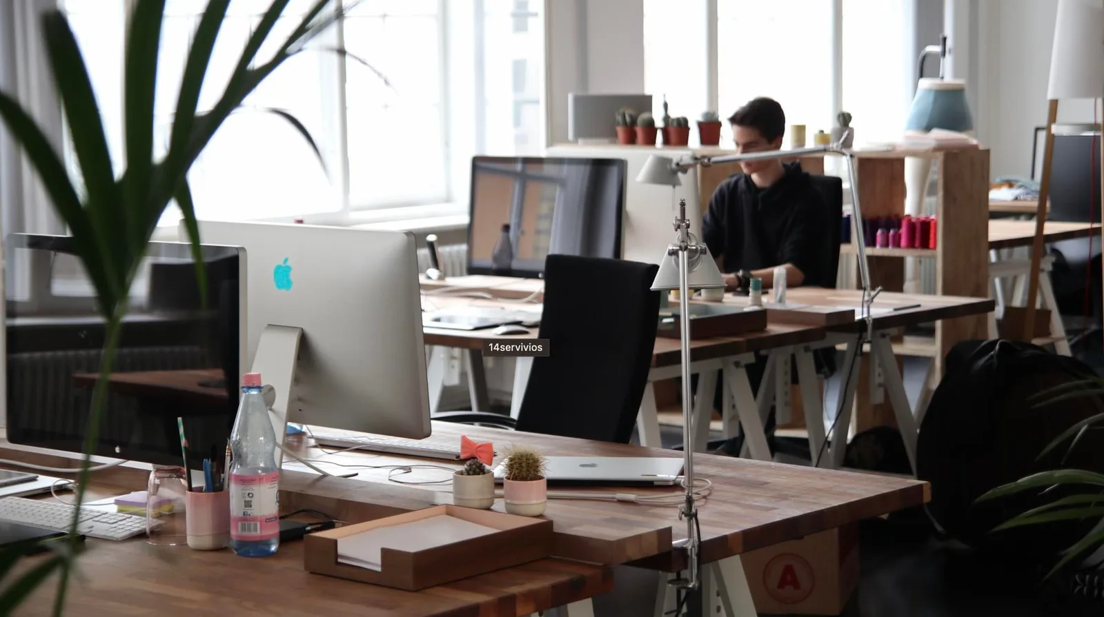 Tu Lugar De Trabajo, Espacio diáfano, Barbastro