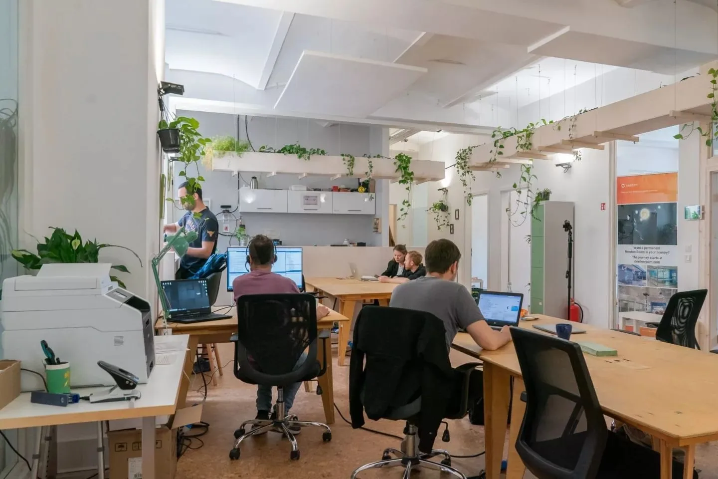Tuesday Coworking Belziger Straße, Open-plan office, Berlin