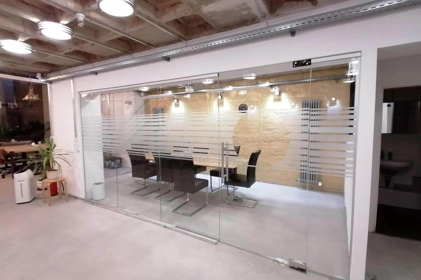 Tuesday Coworking Bundesallee 187, Meeting room for 6 people, Berlin