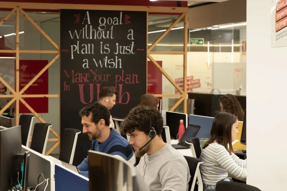 ULab Ideas Meeting Point, Bono 25 horas por semana / pago mensual, Alacant