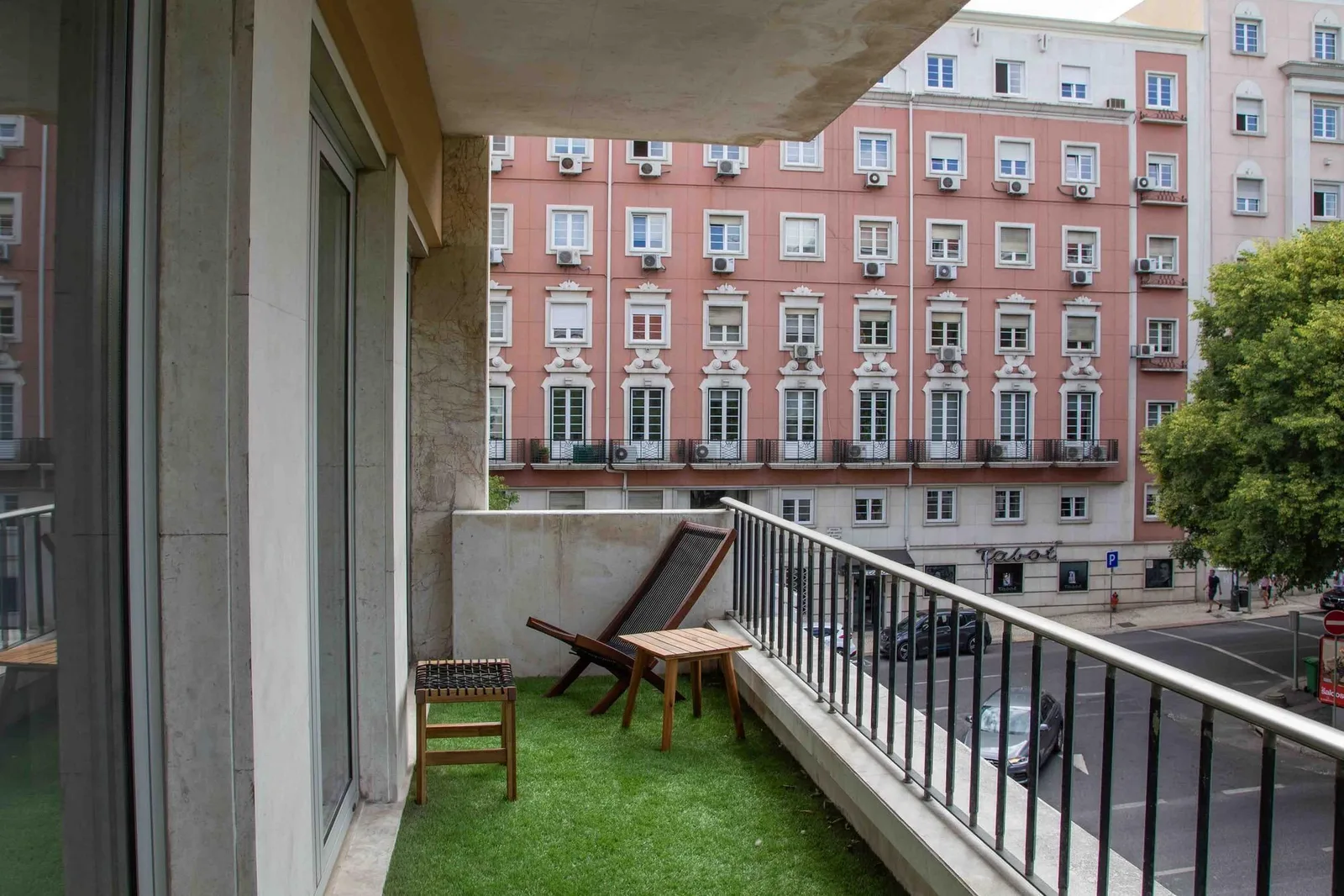Unicorn Workspaces Marquês, Terrace and outdoor space, Lisbon