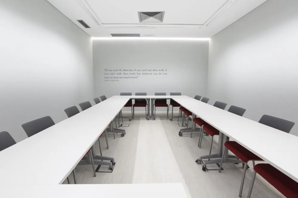 unOffice D. João III, Meeting room for 20 people, Ponta Delgada