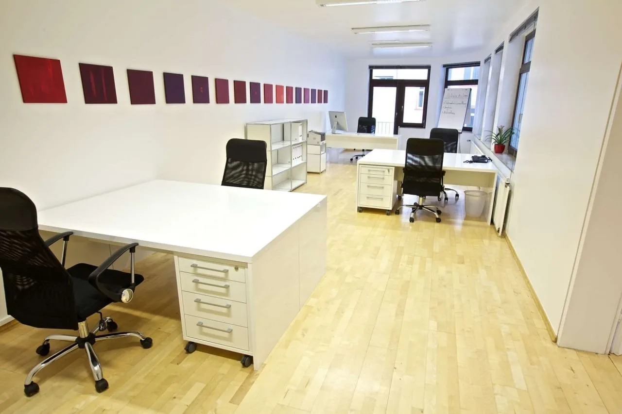 Urbanhouse Wiesbaden, Privatbüro mit 5 Arbeitsplätzen, Wiesbaden