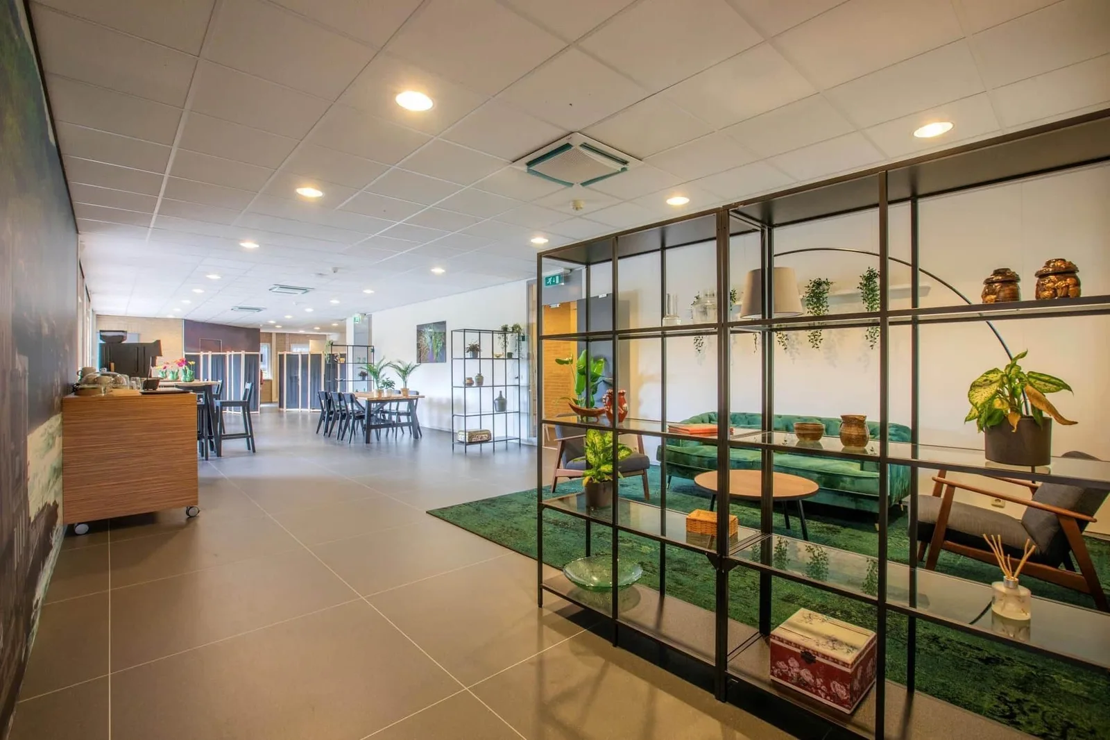 OF-US Emmen, Lounge, Emmen