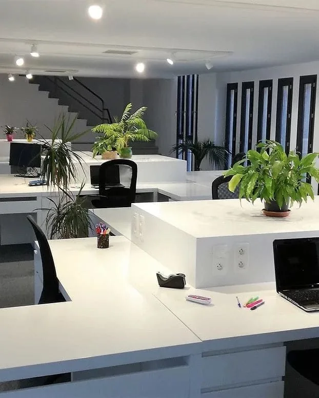 L'Usine Coworking, Großraumbüro, Laguépie