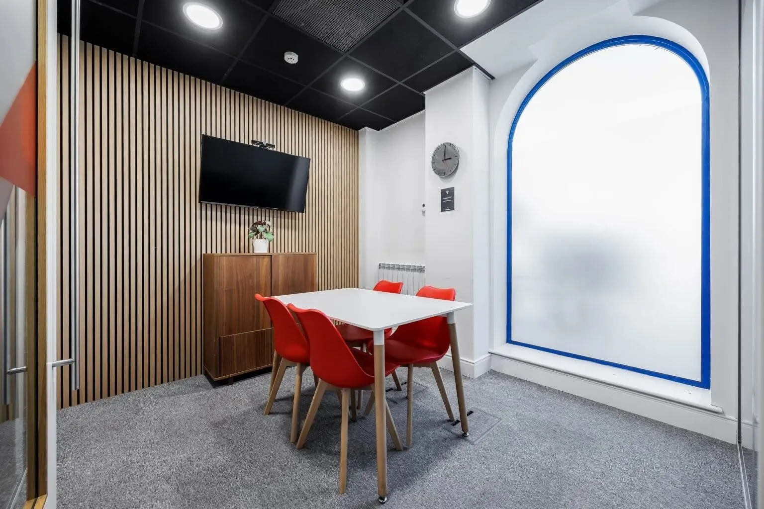 Venaspace - The Mount, Meeting room for 4 people, Exeter