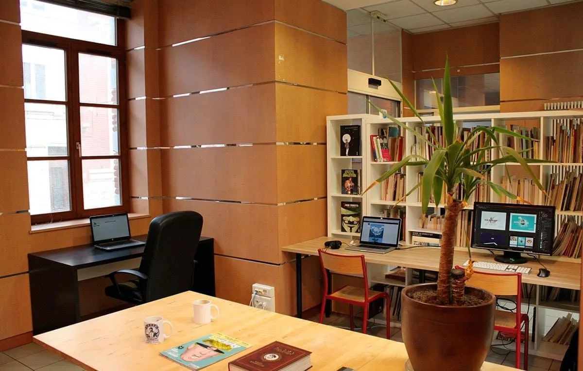 La Verrière, Private office, 3 desks, Le Quesnoy