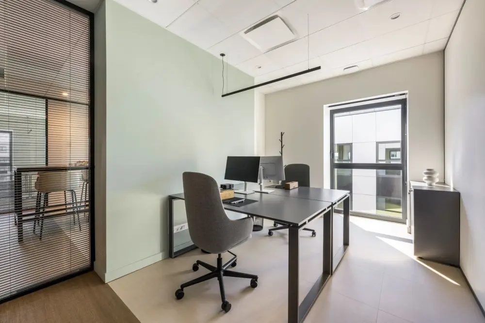Via Luminis, Bureau privé - 2 personnes, Genas