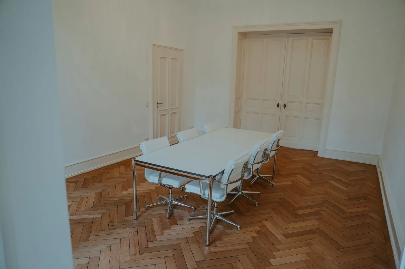 Villa Workspace, Besprechungsraum für 6 Personen, Köln