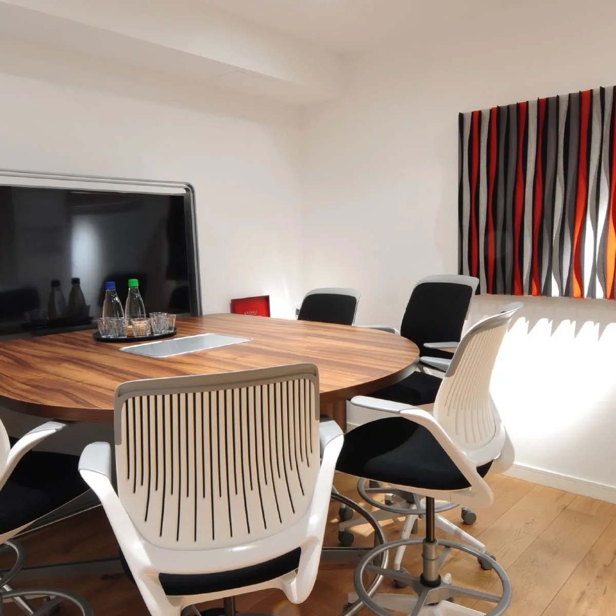 Viridis Offices, Meeting room for 6 people, Dublin
