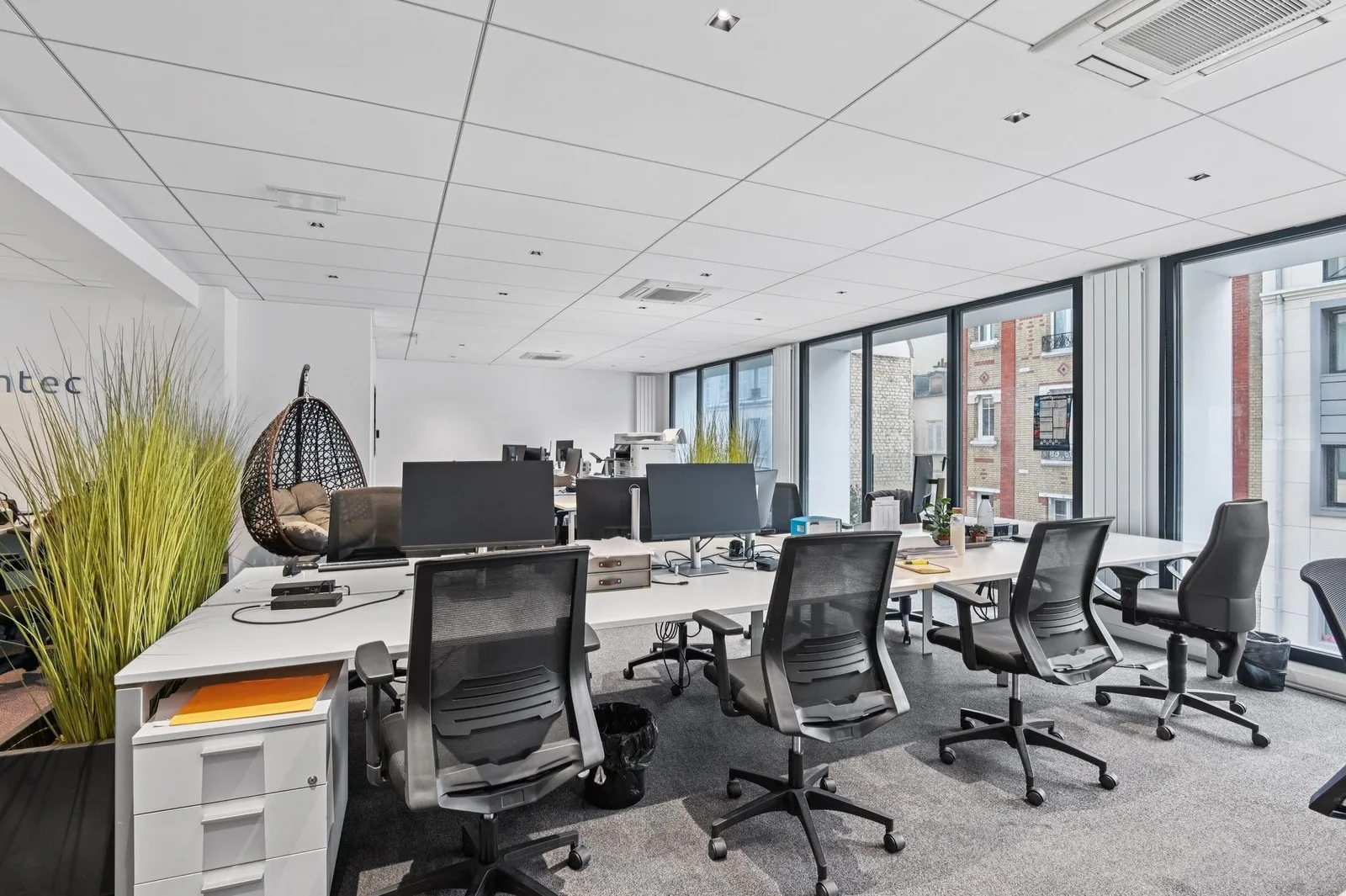 Volum Louis Rouquier, Open-plan office, Levallois-Perret