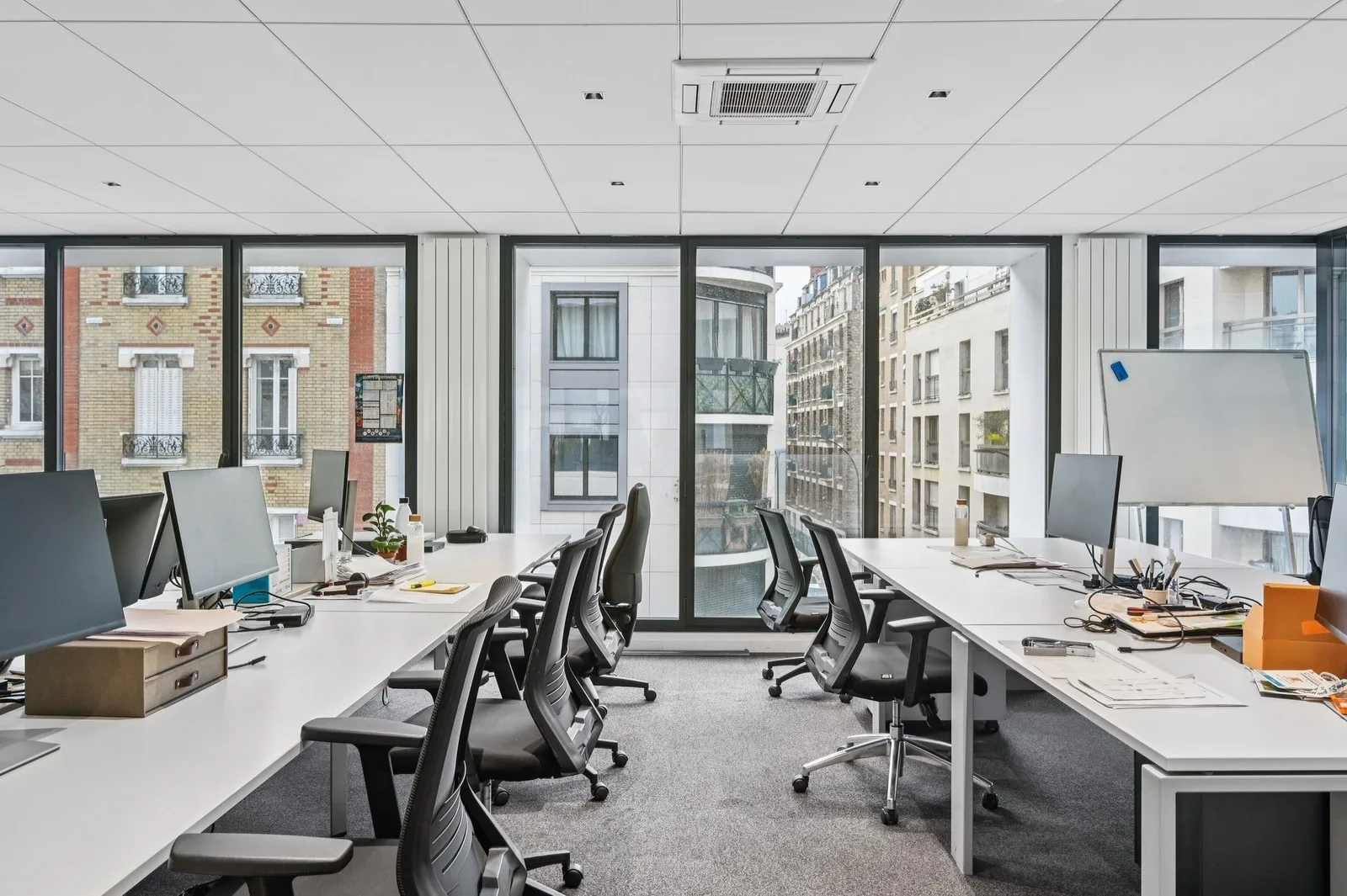 Volum Louis Rouquier, Open-plan office, Levallois-Perret