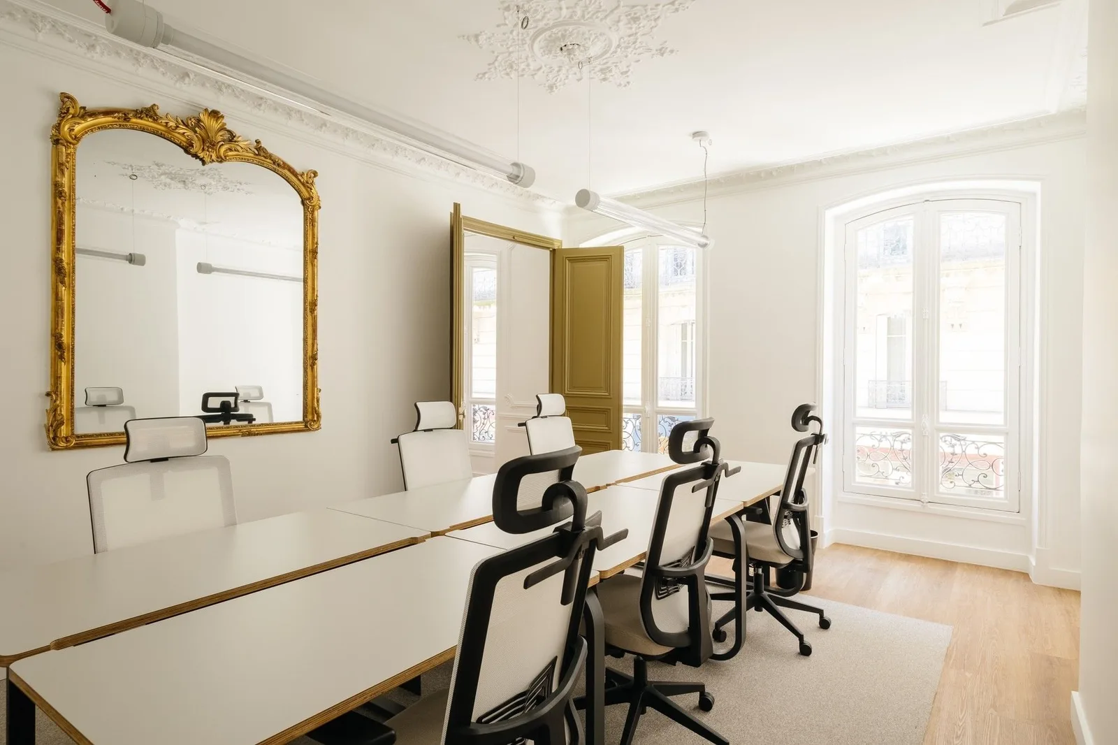 Volum Washington - 32 postes, Private office, 6 desks, Paris 8e