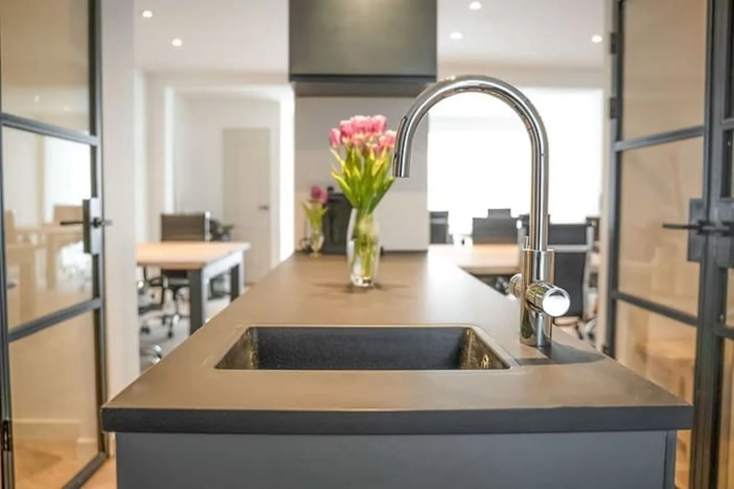 VondelDesks Overtoom, Kitchen, Amsterdam