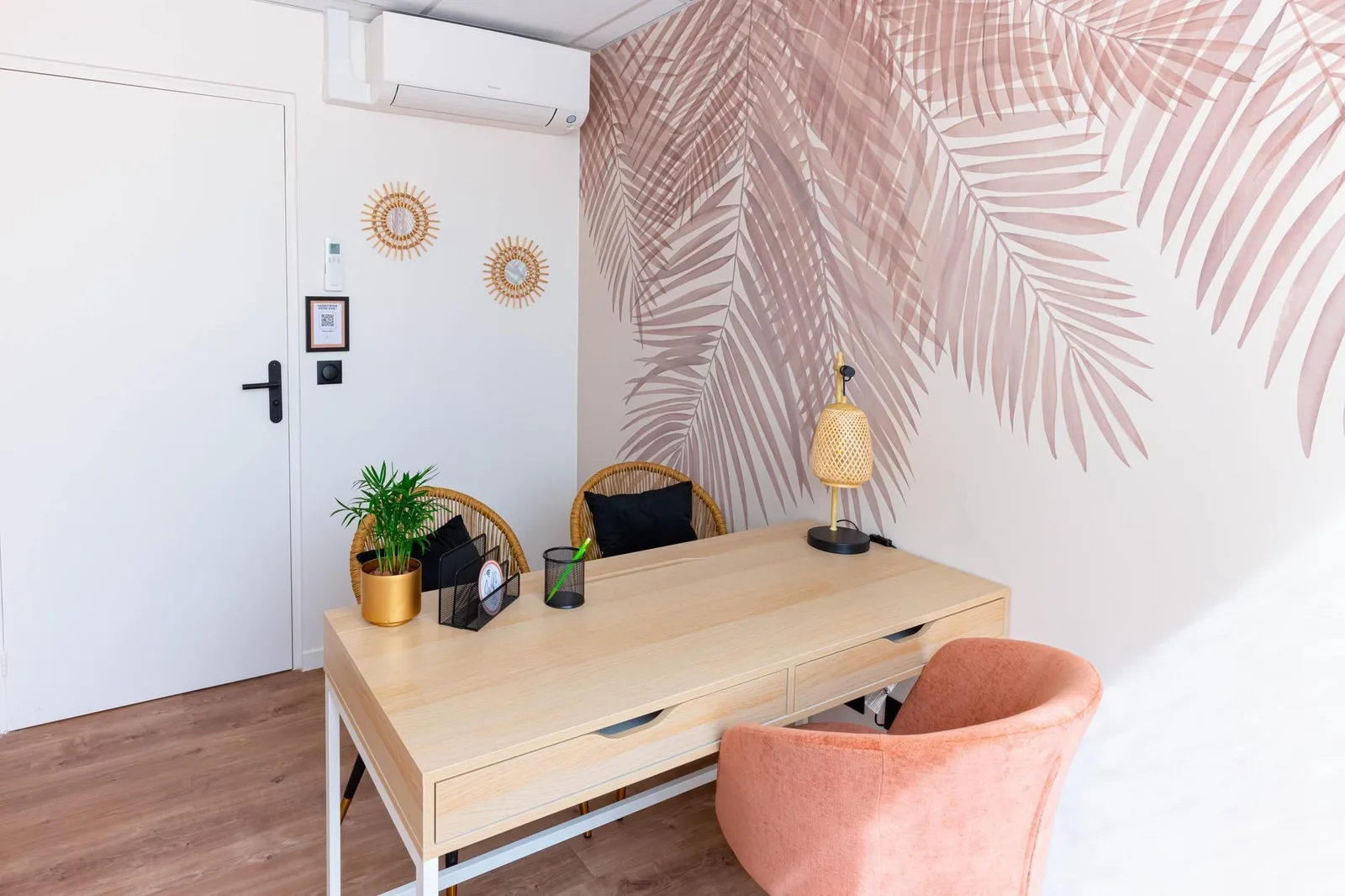 Le W Chill, Private office, 1 desk, Gometz La Ville