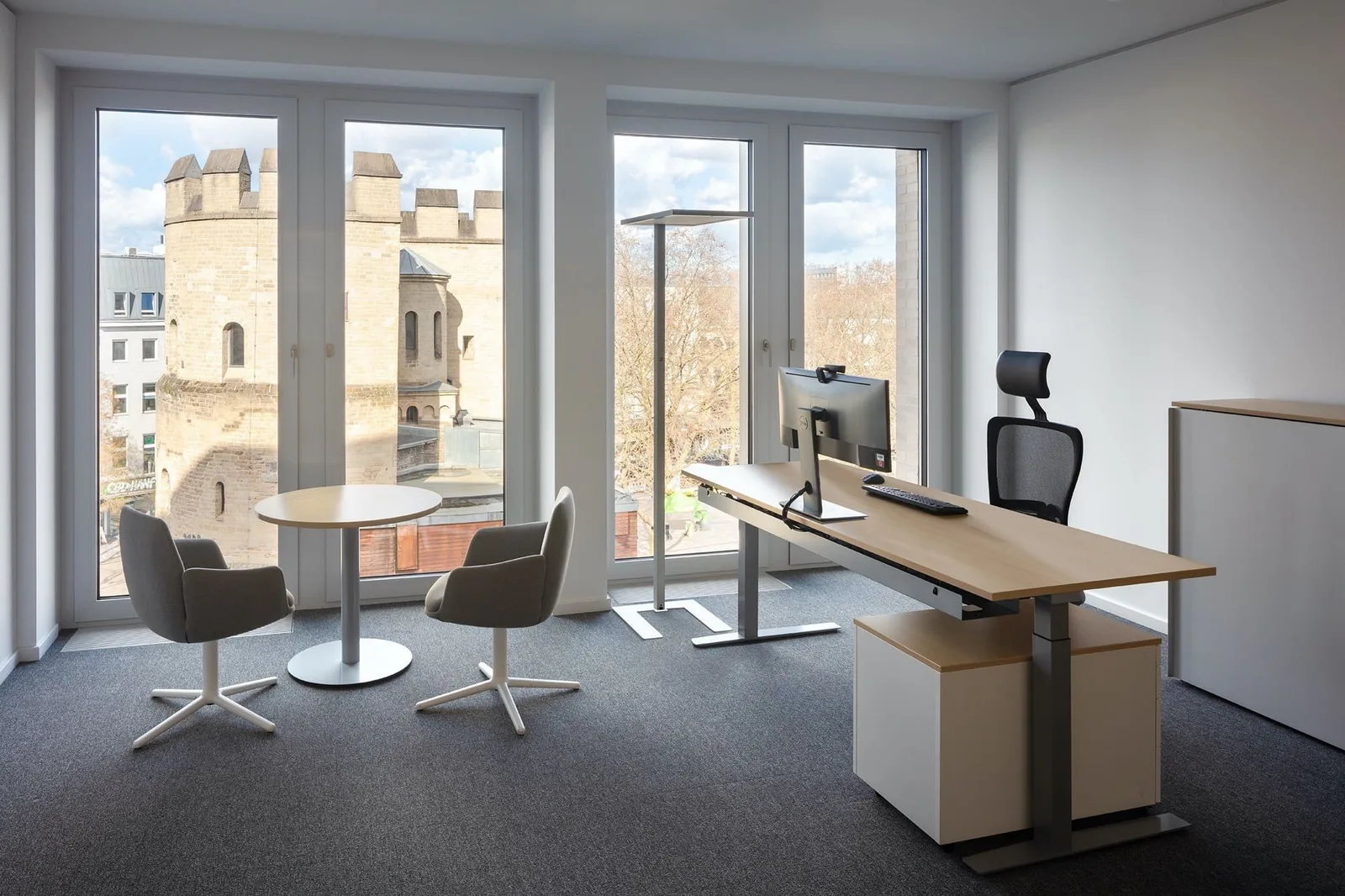 Wallarkaden, Private office, 1 desk, Cologne