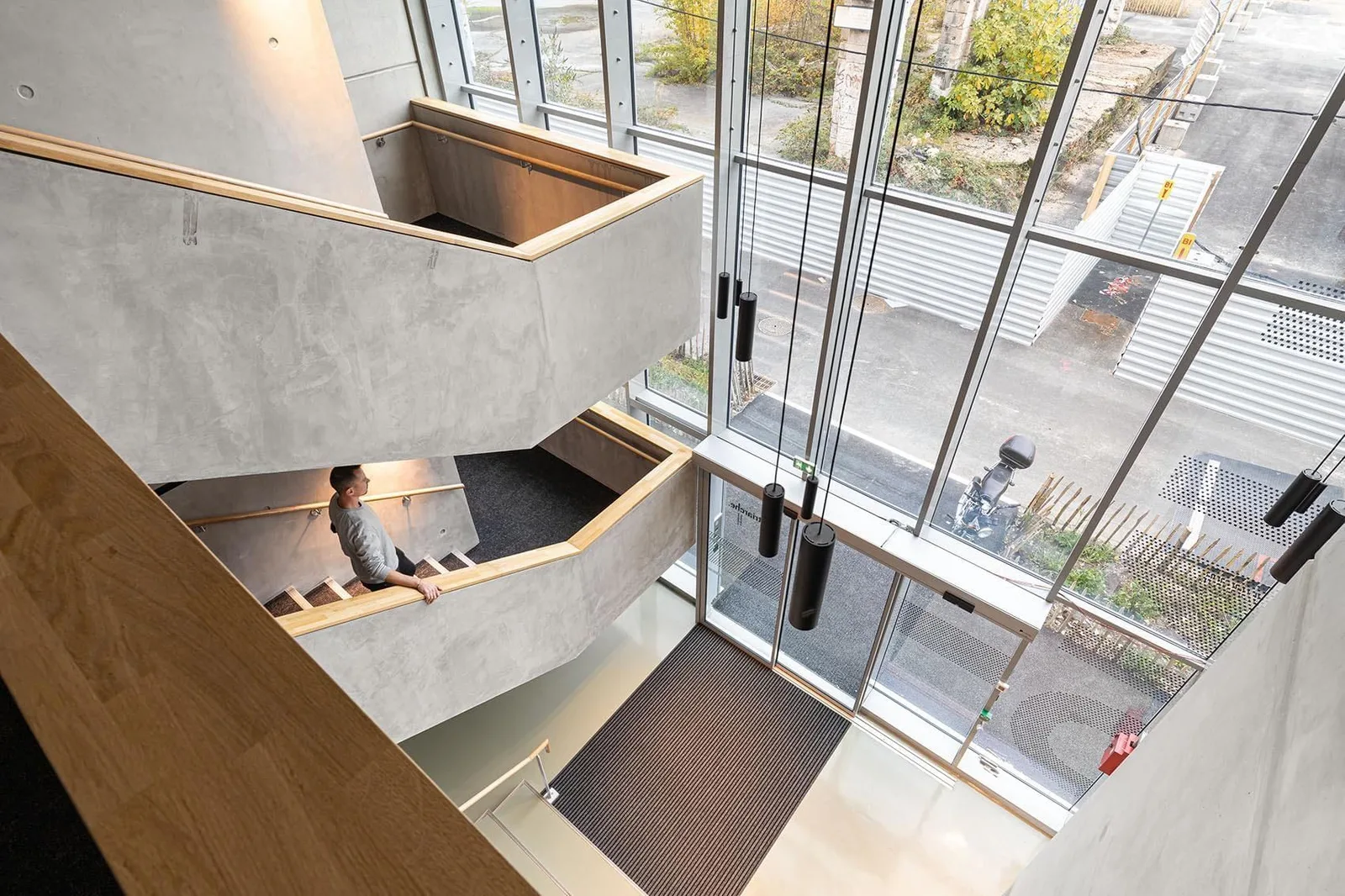 Walter Bordeaux, Common area, Bordeaux