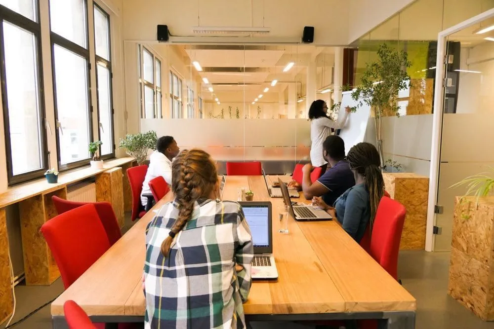 WAO We Are Open Coworking, Vergaderruimte voor 8 personen, Etterbeek