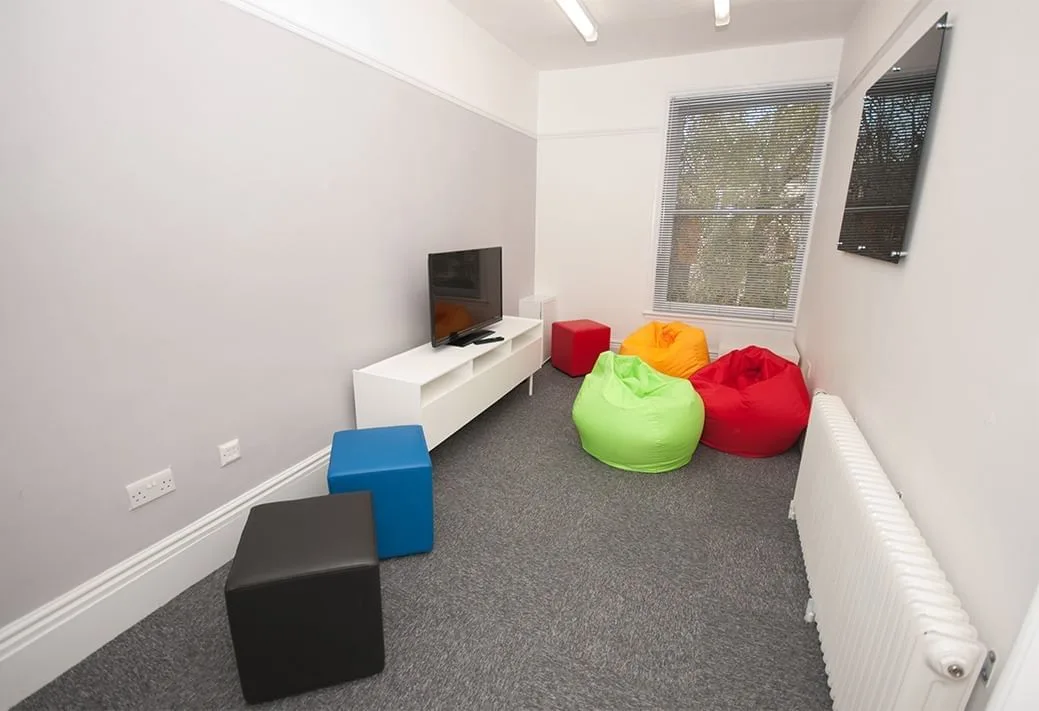 WDC Business Enterprise, Lounge, Leamington Spa