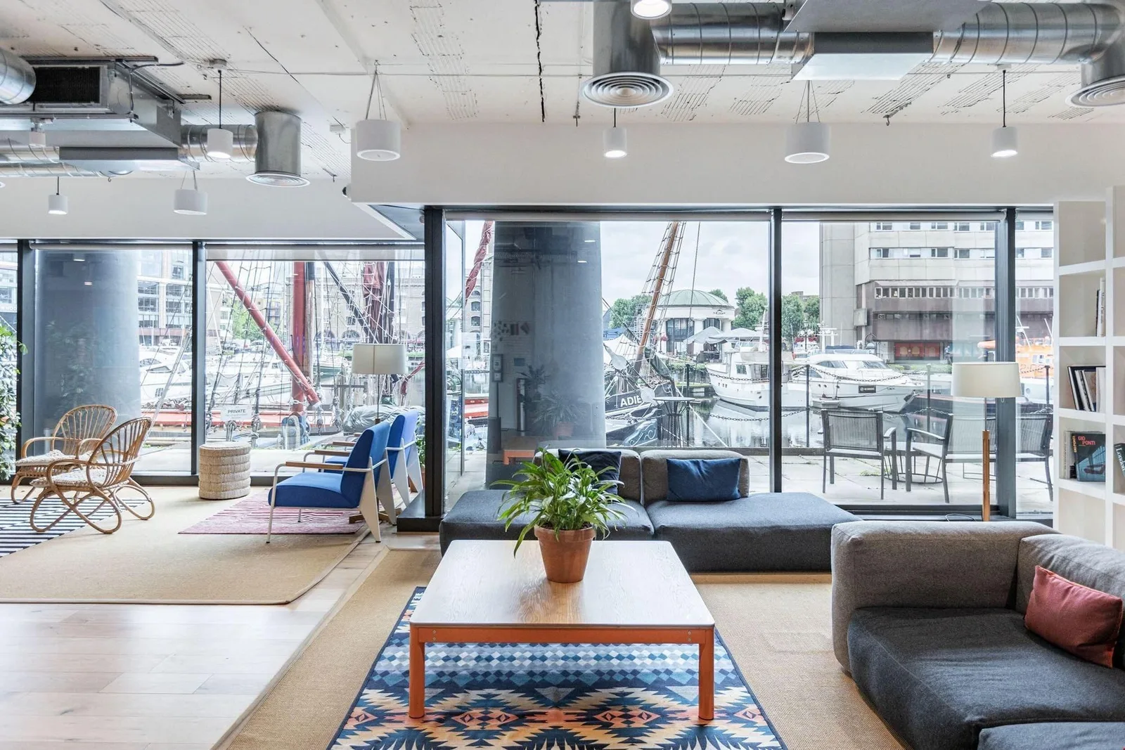 WeWork 1 St Katharine's Way, Lounge, London