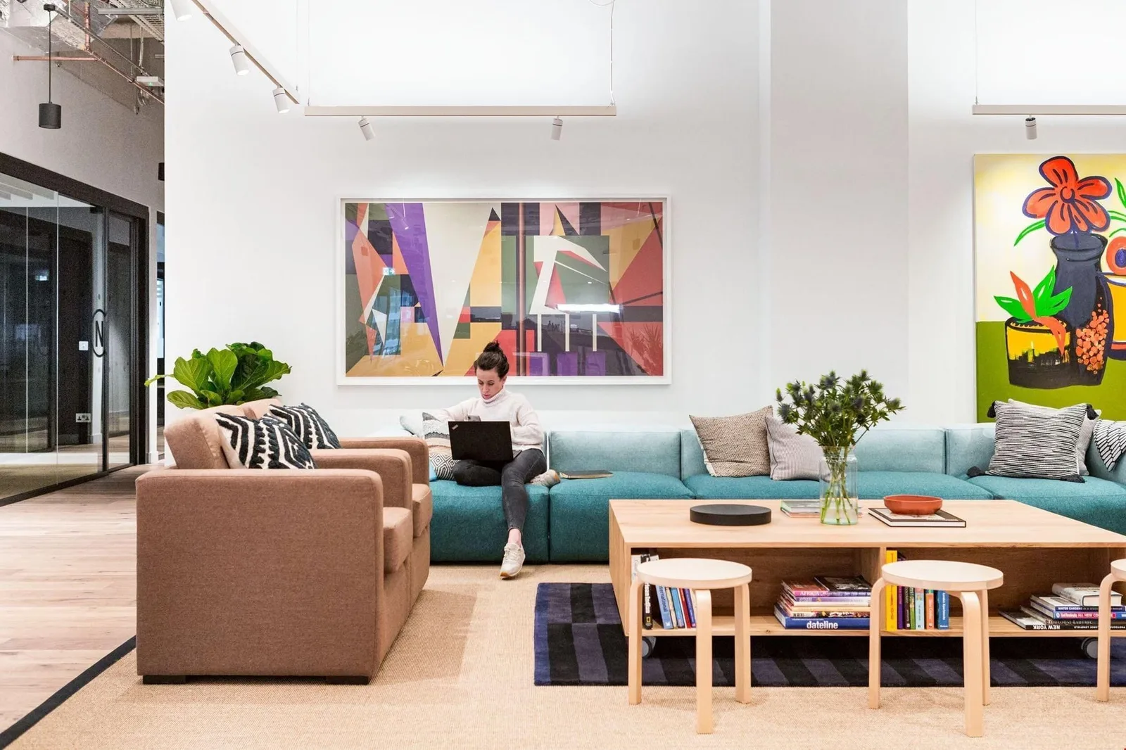 WeWork 30 Churchill Place, Lounge, London