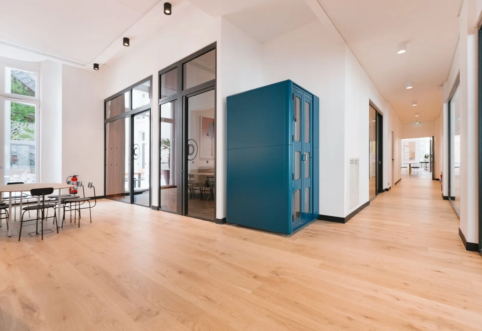 WeWork Champs-Elysées, Telefonkabine, Paris 8e