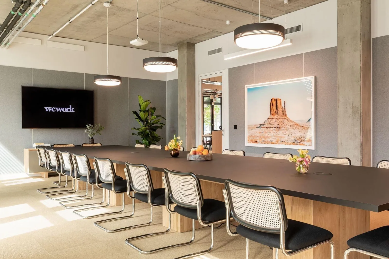 WeWork Dircksenstraße 3, Besprechungsraum für 16 Personen, Berlin
