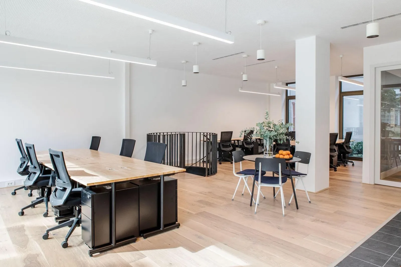 WeWork Oskar-Von-Miller-Ring 33, Open-plan office, Munich