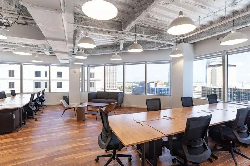 WeWork Place, Open-plan office, Tampa, FL