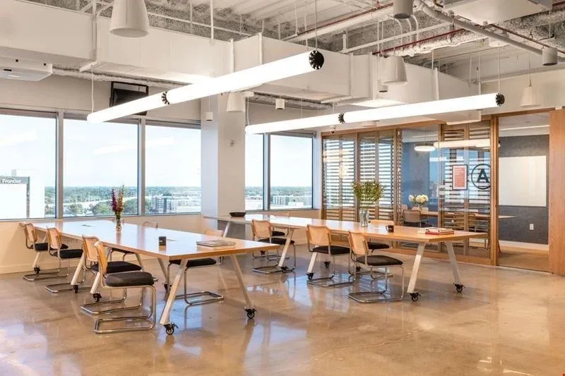 WeWork Place, Open-plan office, Tampa, FL