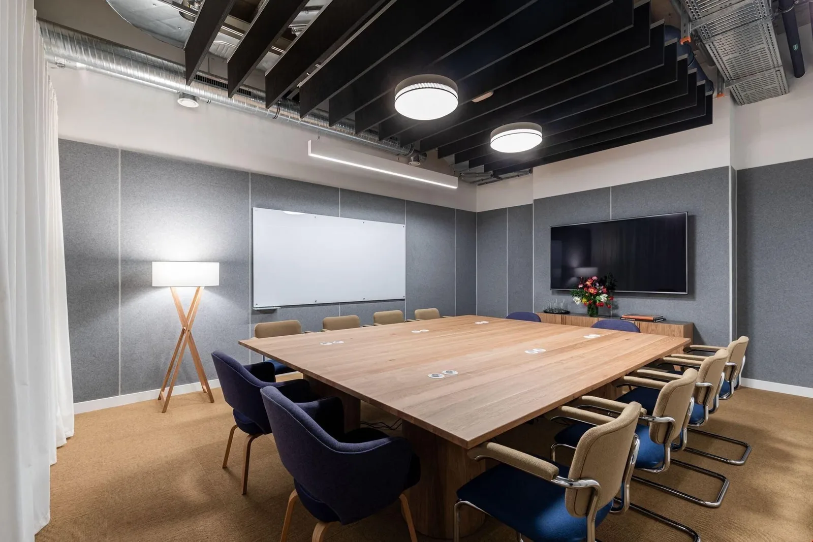 Wework Warschauer Platz 11-13, Meeting room for 12 people, Berlin