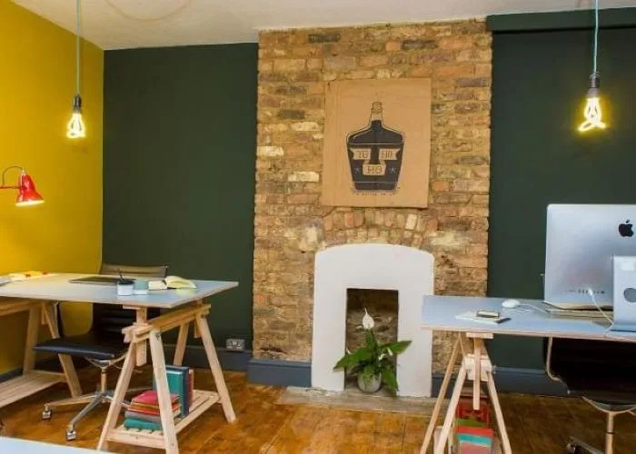 The Wheelhouse Cheltenham, Bureau privatif 2 postes, Cheltenham