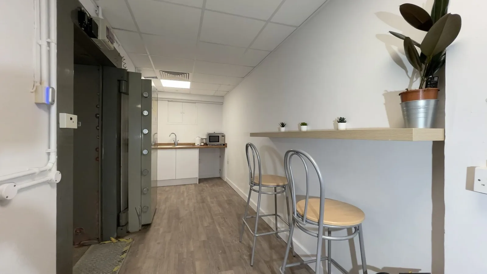 The Wheelhouse Newcastle-under-Lyme, Kitchen, Kiltimon