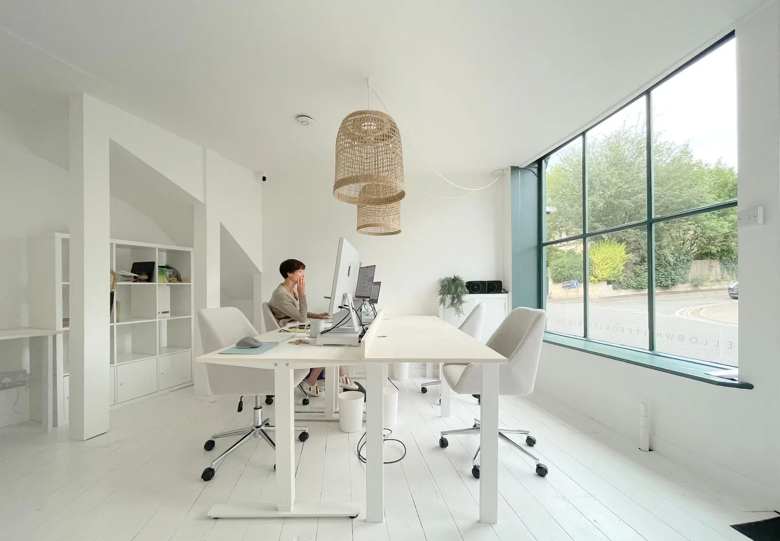 White Box Studio, Private office, 4 desks, Bath